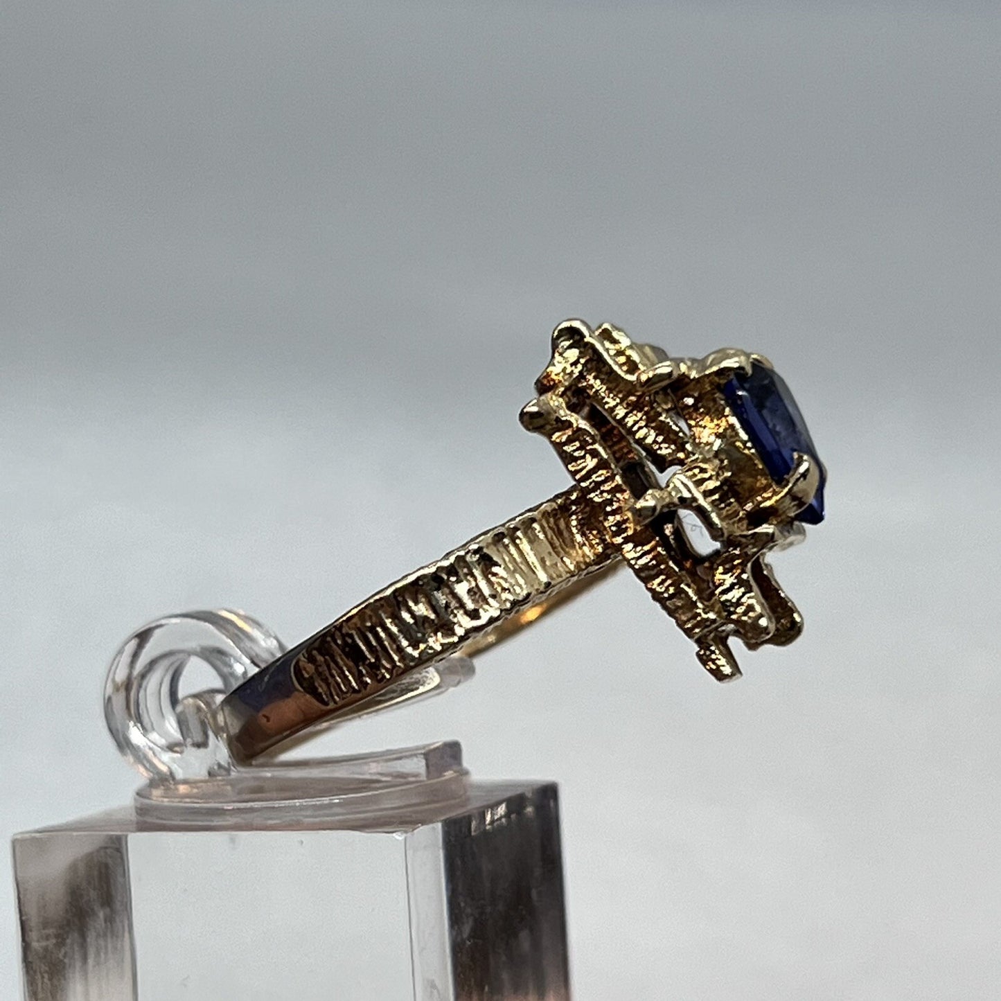 1980s Estate Tanzanite 14K Gold Geometric Cocktail Ring 6.7g Signed SJ
