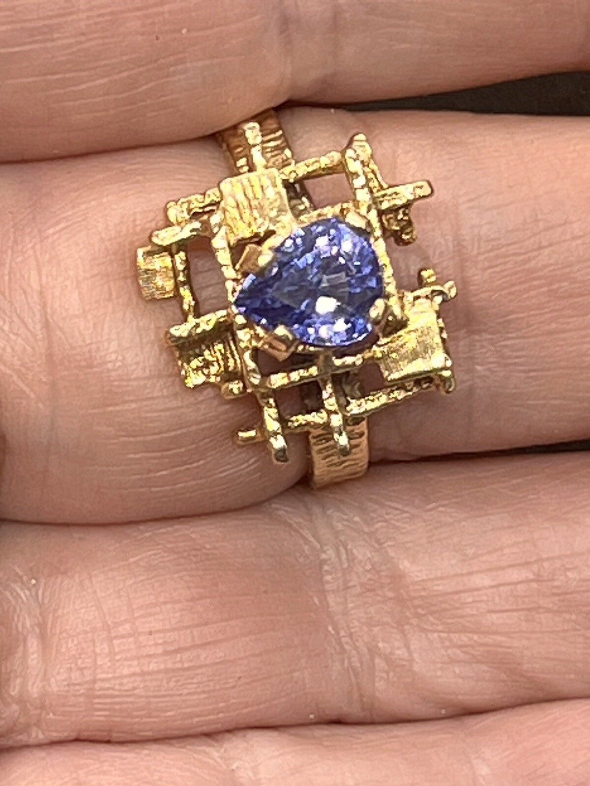 1980s Estate Tanzanite 14K Gold Geometric Cocktail Ring 6.7g Signed SJ