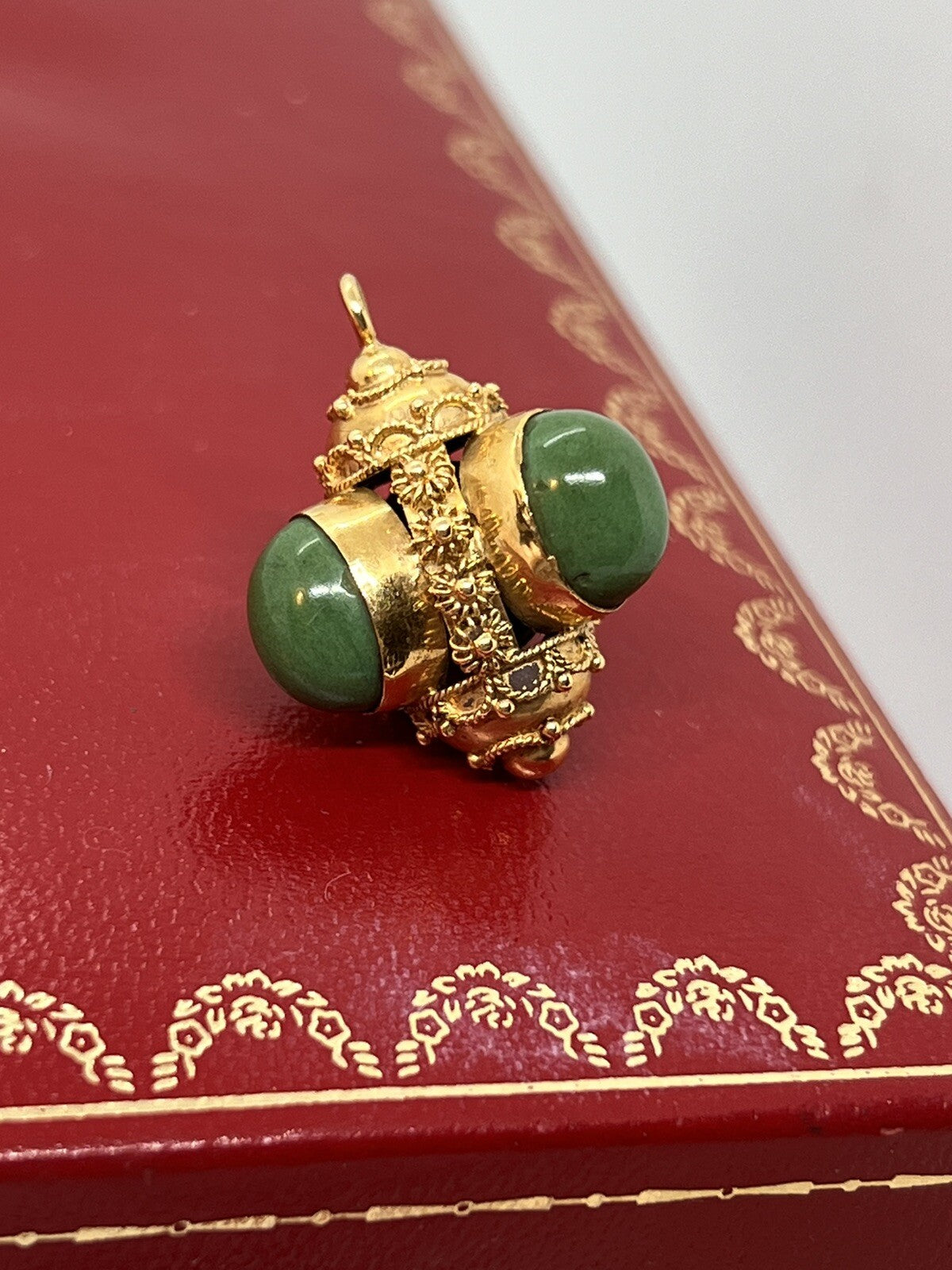 18K Gold Etruscan Revival Chrysoprase? Bracelet Charm Fob Necklace Pendant 6.5g
