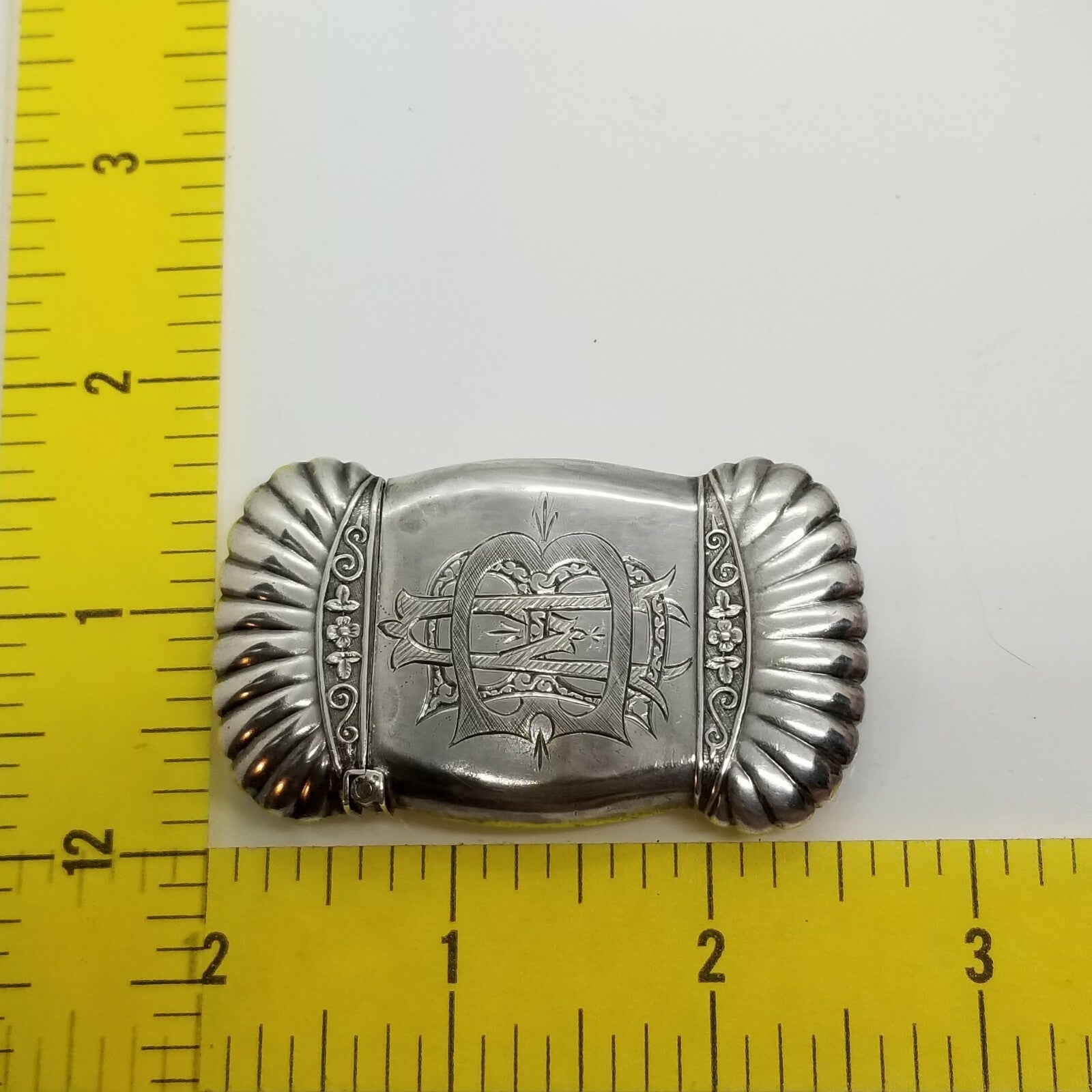 Antique Art Nouveau Sterling Silver Match Safe Vesta Case  Combed End