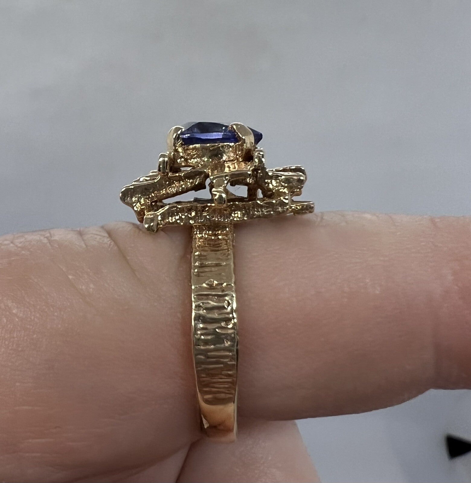 1980s Estate Tanzanite 14K Gold Geometric Cocktail Ring 6.7g Signed SJ